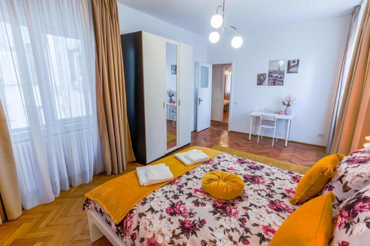 Ultracentral Golden Gatehouse 3 Bdrm Bucareste Exterior foto