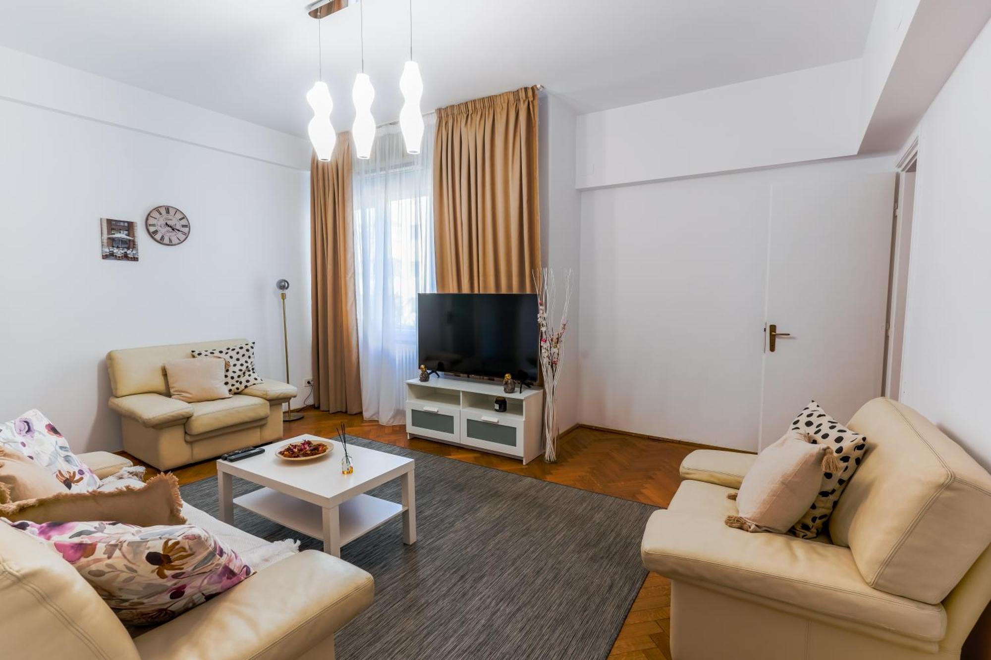 Ultracentral Golden Gatehouse 3 Bdrm Bucareste Exterior foto